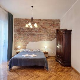 ENKLAWA Apartamenty，位于普热梅希尔的酒店