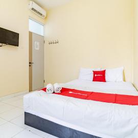 RedDoorz at RSUD Cengkareng，位于雅加达的酒店