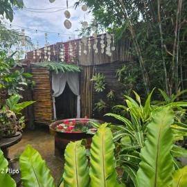 Exclusive Pet-Friendly Modern Kubo in Metro Tagaytay and Silang near Farmhills，位于锡朗的酒店