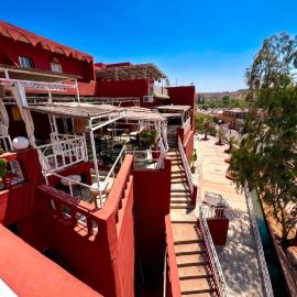 Lakasbah du Lac-Boutique Hotel & Restaurant,位于拉拉塔可库斯特的酒店