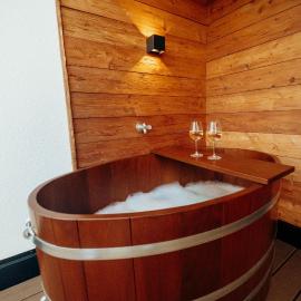 Chalet Skyloft - Wohlfühlzeit Naturdesign Chalet`s，位于林巴赫的酒店