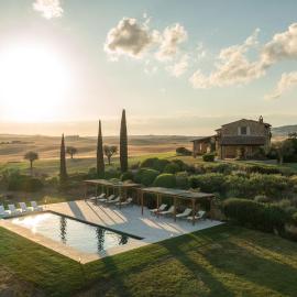 Pennella - Casale Panoramico con Piscina Privata，位于蒙蒂塞切诺的酒店