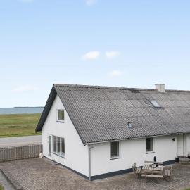 Nice Home In Løgstør With House Sea View，位于Løgstør的酒店