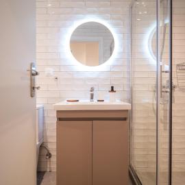 Perla Port Suites，位于希俄斯的酒店