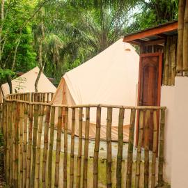 Barreo Nova Eco Resort，位于Abrafo的酒店