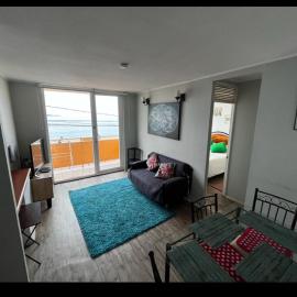 departamento frente al mar tome，位于托梅的酒店