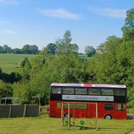 insolite bus anglais le Buckinghambus，位于Saint-Philbert-sur-Risle的酒店