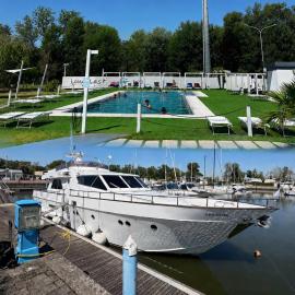 Marina Estensi Floating Resort - Classic Yacht，位于里杜德里伊斯坦西的酒店