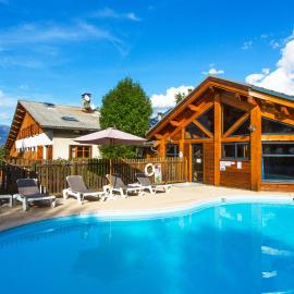 Logis Hôtel Les Peupliers，位于巴拉迪亚的酒店