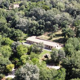Apartamentos El Escondite de Pedro Malillo，位于坎德莱达的酒店
