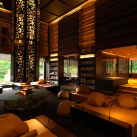 Niseko Konbu Onsen Tsuruga Moku-no-sho，位于二世古的酒店