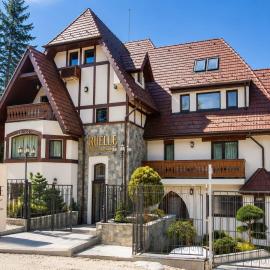RUELLE Chateau Boutique,位于锡纳亚的酒店