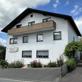 Zum Lahnfelsen Gräveneck，位于Gräveneck的酒店