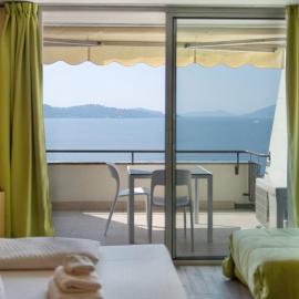 Appartamento La Selva Vista Lago，位于吉法的酒店