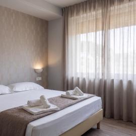 La Palazzata Urban Suites，位于墨西拿的酒店