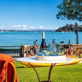 Seaside on Waiheke - Stay Waiheke，位于黑潭的酒店