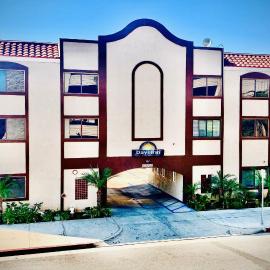 Days Inn by Wyndham Alhambra CA,位于阿罕布拉的酒店