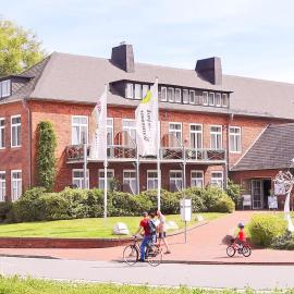 BE BIO Hotel be active - Nähe historischer Hafen，位于滕宁的酒店