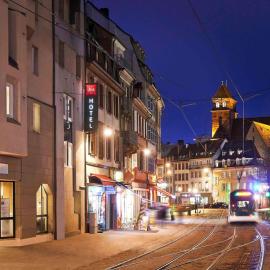 ibis Strasbourg Centre Petite France，位于斯特拉斯堡的酒店