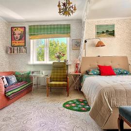 LITTLE LONDON ONE boutique apartment Netflix TV Old Town，位于纳尔瓦的酒店