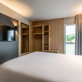 ibis Issoire，位于伊苏瓦尔的酒店