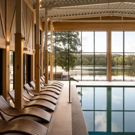 Aries Lago Park Hotel & SPA, Mazury，位于奥尔什蒂内克的酒店