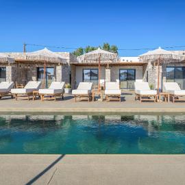Zefyria Luxury Suites，位于Zefiría的酒店