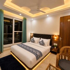 Sitara Premium Gangotri Palace, Tapovan，位于瑞诗凯诗的酒店