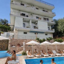 Hotel Vela Mare，位于博尔什的酒店