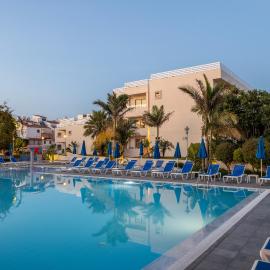Euronapa Hotel，位于阿依纳帕的酒店