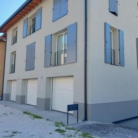 Elilara Trilocale a Sulzano con posto auto vicino al porto，位于苏尔扎诺的酒店