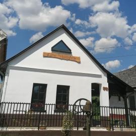 Luna Vendégház，位于Ipolyvece的酒店