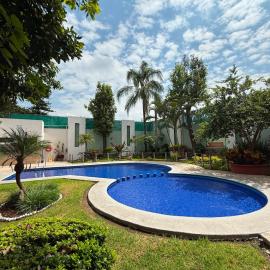 Áurea Hotel and Suites，位于瓜达拉哈拉的酒店