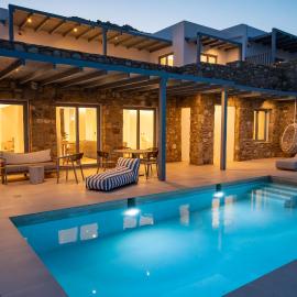 Zenira Aegean Villa Mykonos，位于埃利亚海滩的酒店