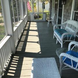 The Binnery cozy cottage on the coast of Maine，位于Sedgwick的酒店