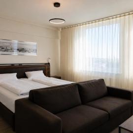 Motel Plus Schönefeld，位于舍讷费尔德的酒店
