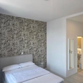 City Hotel