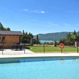 Casas Pirineo, Ainsa，位于艾因萨的酒店