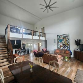 LG's Over White River - 4 Bedroom 3 Bath Spacious House，位于Gassville的酒店