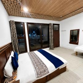 Blue Bird Resort Utror Swat,位于Utrot的酒店