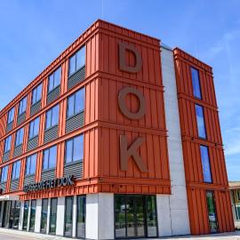 Hotel het Dok，位于艾默伊登的酒店