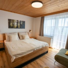 Ferienwohnung Tiefengraber，位于魏茨的酒店