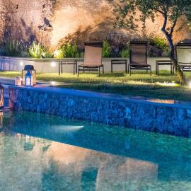 Romantic Hotel & Restaurant Villa Cheta Elite，位于马拉泰亚的酒店