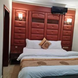 Grand East Hotel，位于Awka的酒店