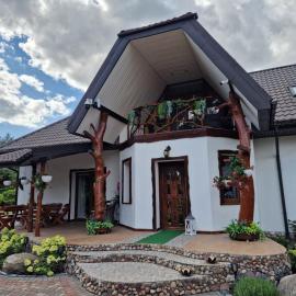 Bylew Zacisze，位于Licheń Stary的酒店