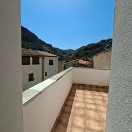Apartamentos LA FONDA，位于阿尔内迪略的酒店