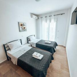 Hotel Galini Polychrono，位于波利克罗诺的酒店
