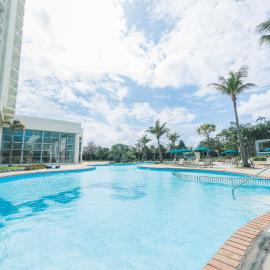 Laguna Garden Hotel，位于宜野湾市的酒店