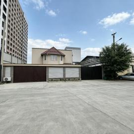 吉祥民宿酒店,位于比什凯克的酒店