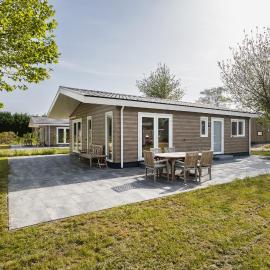 Villa Riant I 6 persoons vakantiehuis，位于Zennewijnen的酒店